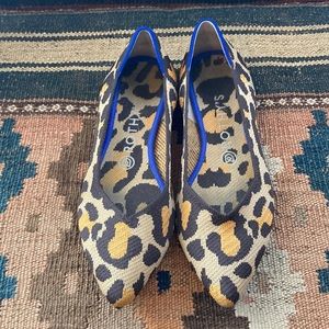 Rothy’s W9 The Point Leopard Big Cat Print Shoes